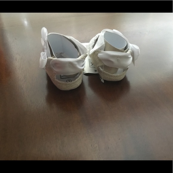 NWT boutique crochet sandals! 6-12 months - Picture 3 of 5